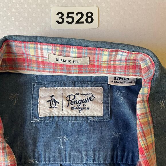 Penguin Men Button Down Shirt Size S Shortsleeve Coconut Print Denim Classic Fit - Picture 6 of 8